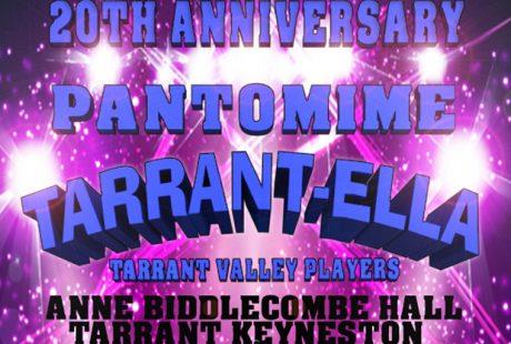 Pantomime Tarrant-Ella