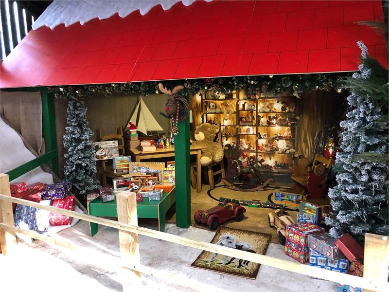 Christmas at Farmer Palmer's