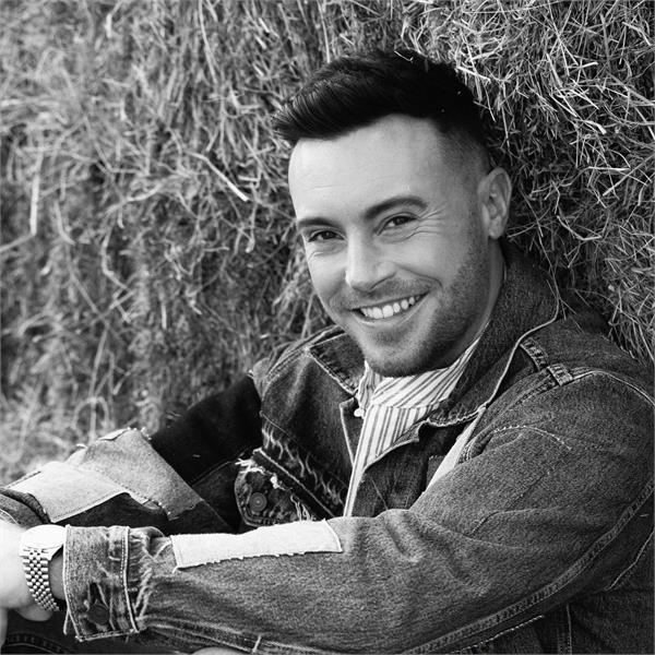 Nathan Carter and his band plus support