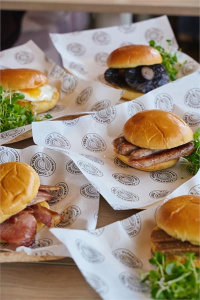 Breakfast on the Bay