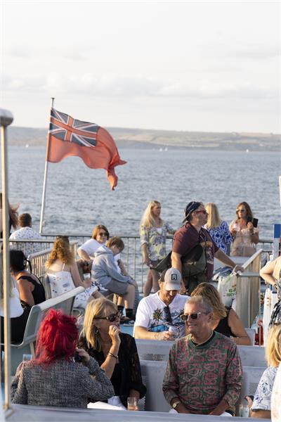 Breakfast on the Bay