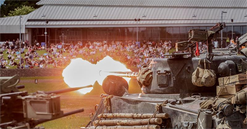 Easter Holidays: Tanks In Action